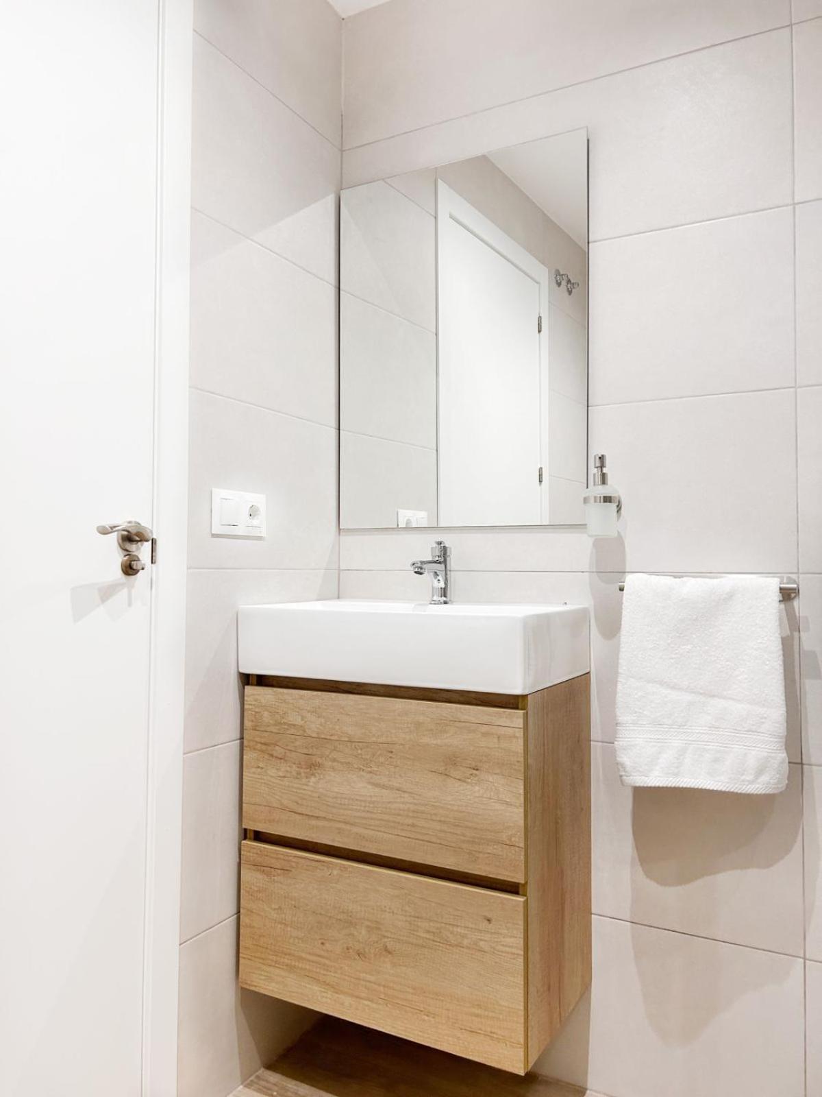 Apartamento Junto A Ruzafa Cerca Del Centro Валенсія Екстер'єр фото